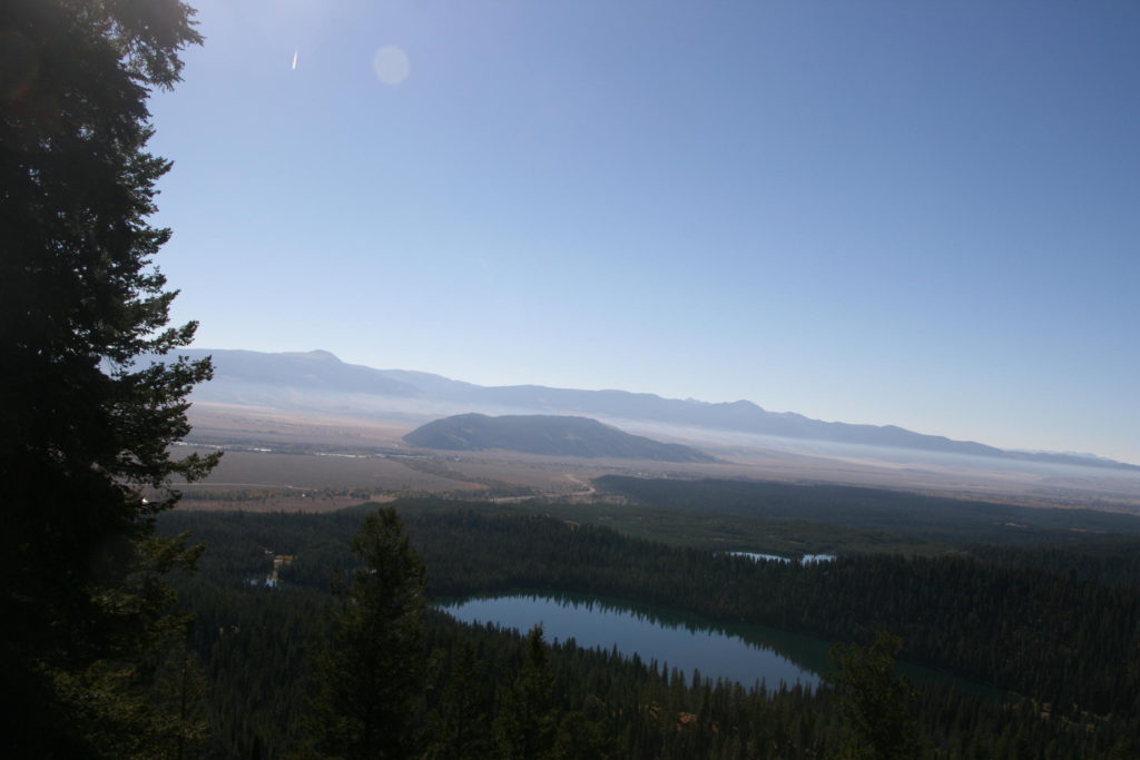 Amphitheater Lake Trail: View from trail
